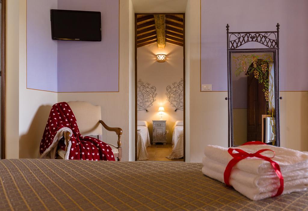 La Rugantina Hotel Cortona Bagian luar foto